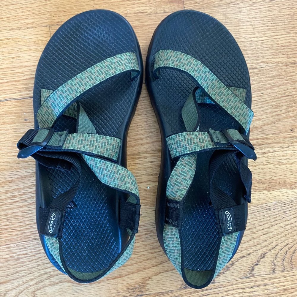 Men Chaco Classic Sandals - Size 10 (with dots)